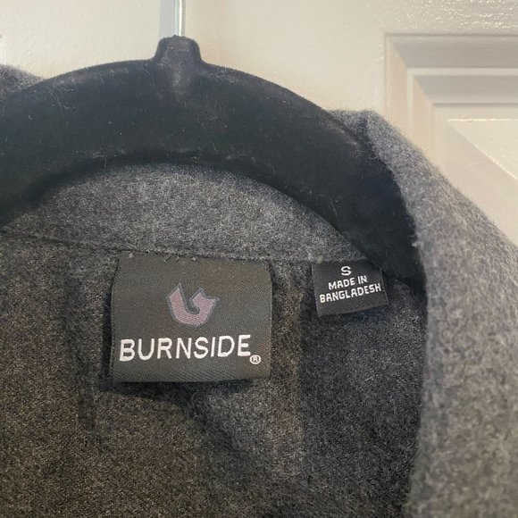 Burnside Grey Button Down Shirt with Trillium Brewery Logo - Size Small - Picture 4 of 7